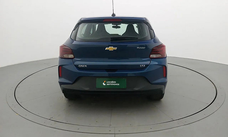 Chevrolet Onix Hatch...