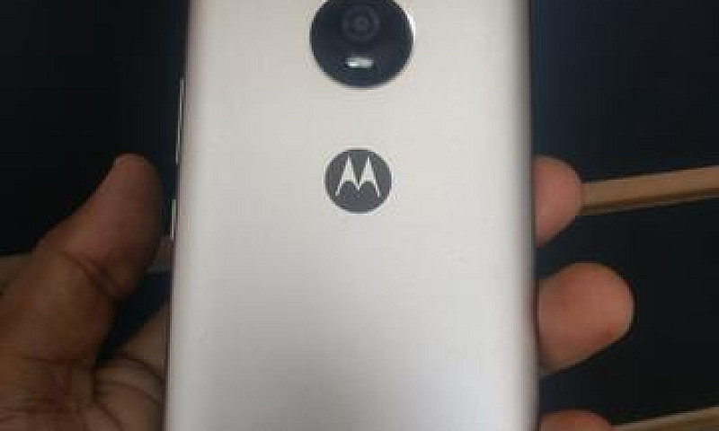 Vendo Moto E 4 Plus...