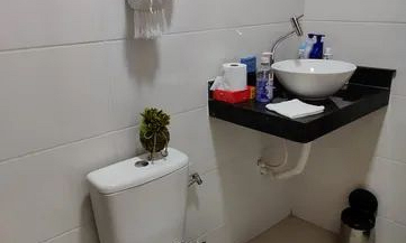 Casa 3 Quartos 2 Suí...