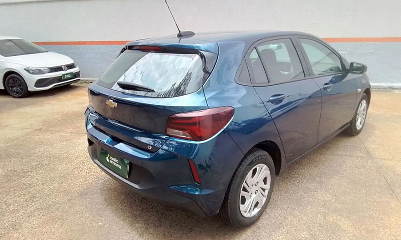Chevrolet Onix Hatch...