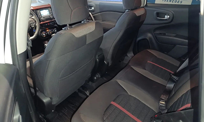 Fiat Toro Freedom 2....