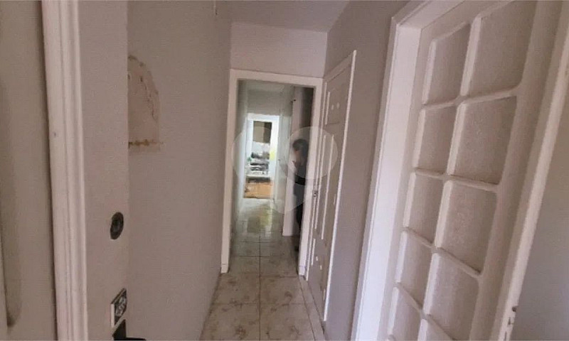 Casa À Venda Com 2 Q...
