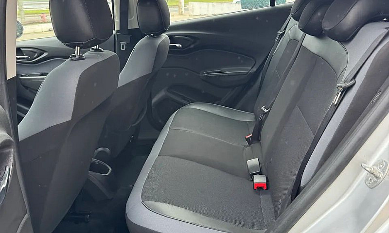 Chevrolet Onix Activ...