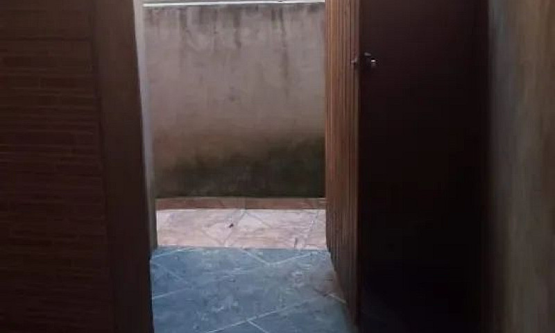 Casa De Sobrado...