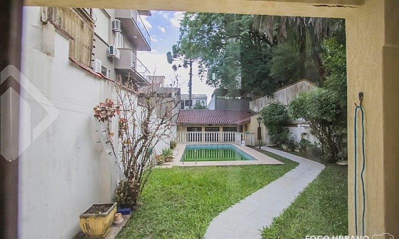 Casa À Venda Com 3 D...