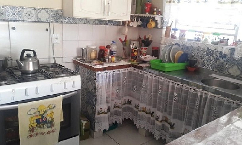 Casa À Venda Com 2 D...