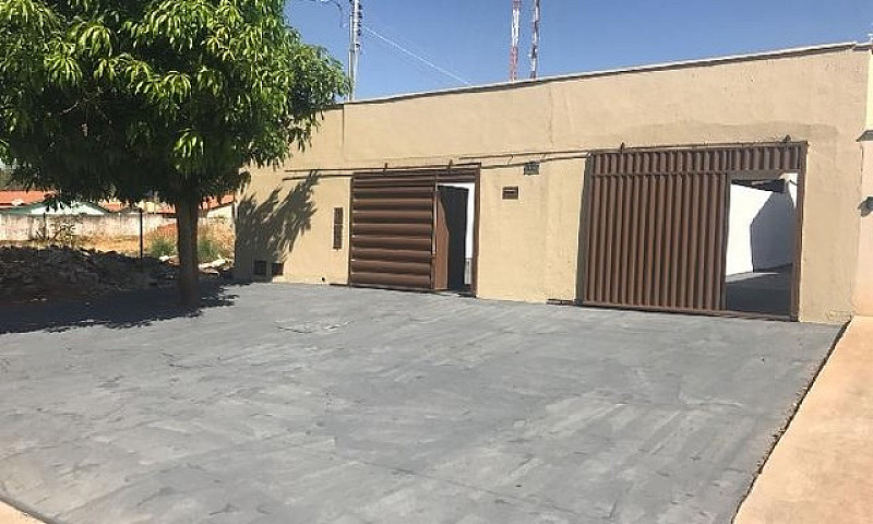 Casa Com 03 Quartos ...