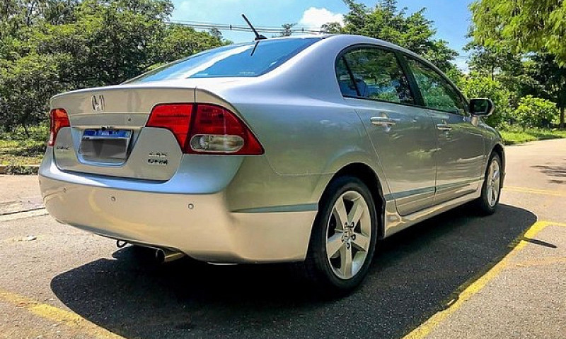 Honda Civic 2010...