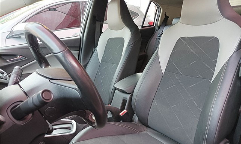 Chevrolet Onix 2020 ...