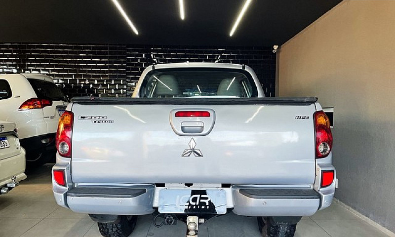 L200 Triton Hpe - A ...