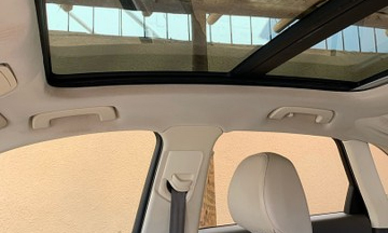 Audi Q3 2.0T Quattro...