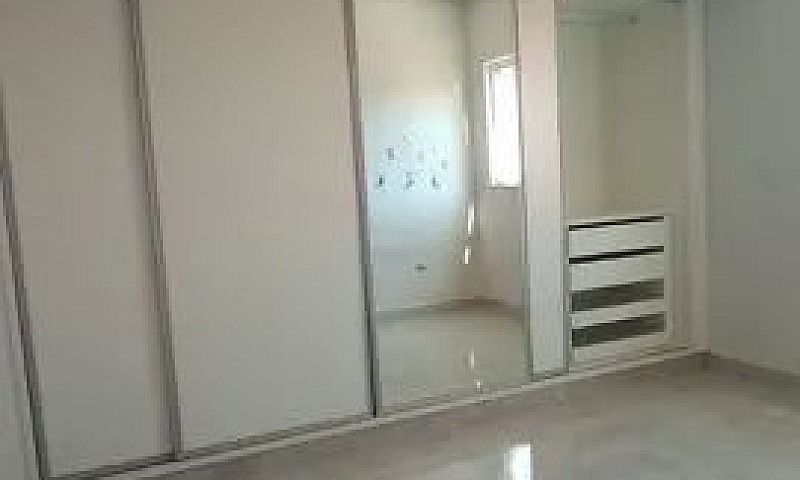 Aluga-Se Apartamento...