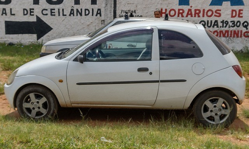 Ford Ka...