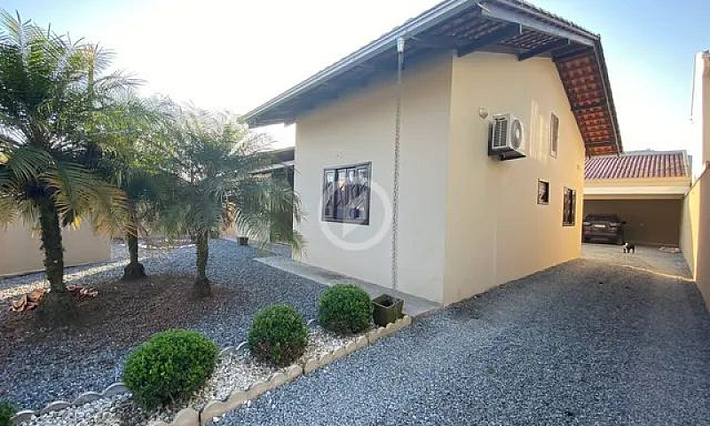 Casa À Venda No Bair...