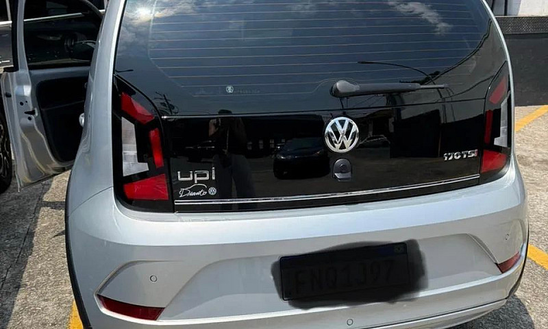 Volkswagen Up! Cross...