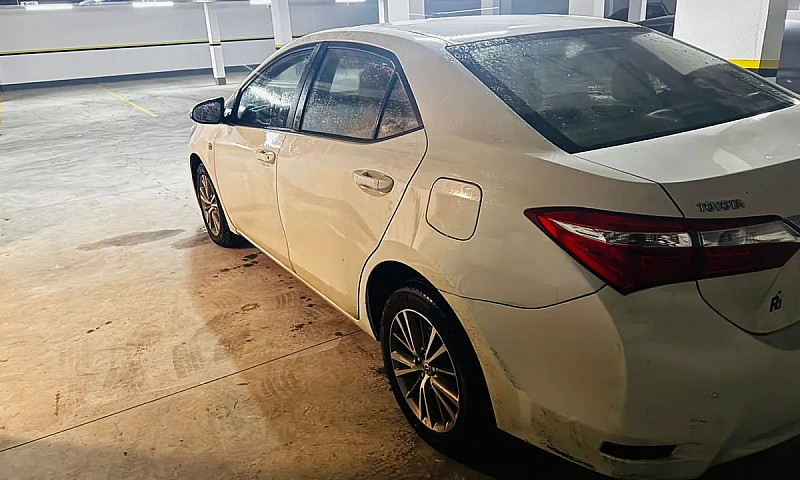 Toyota Corolla Xei 2...