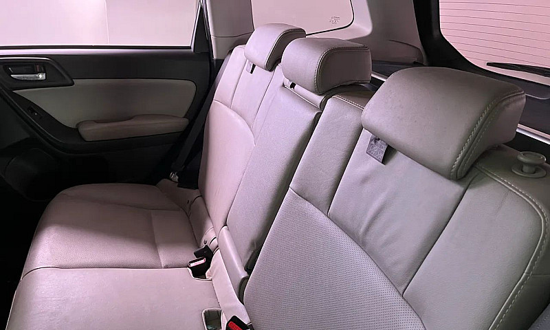 Subaru Forester 2.0/...