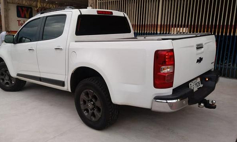 Vendo S10 Ano/Modelo...