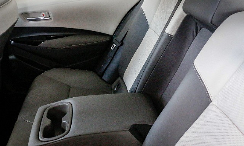Corolla Hybrid Premi...