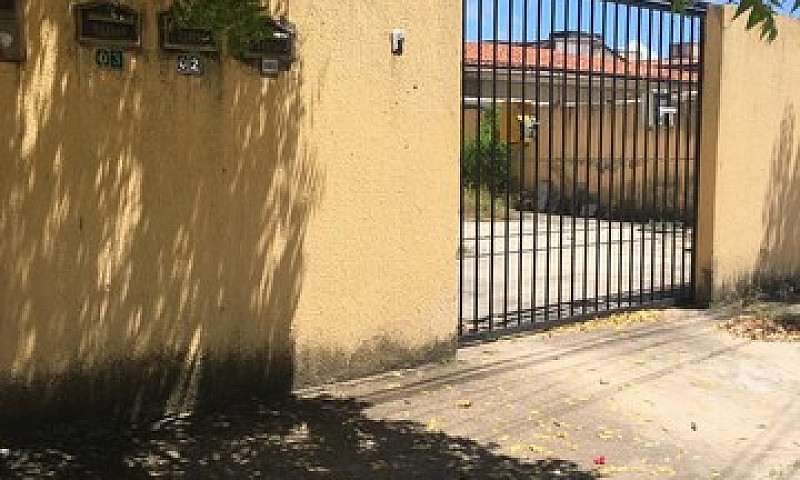 Alugo Casa Privê, Ru...