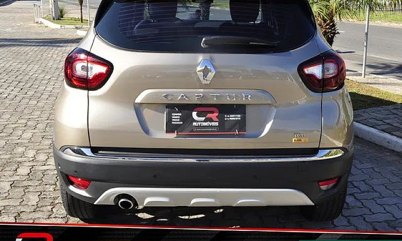 Renault Captur Iconi...