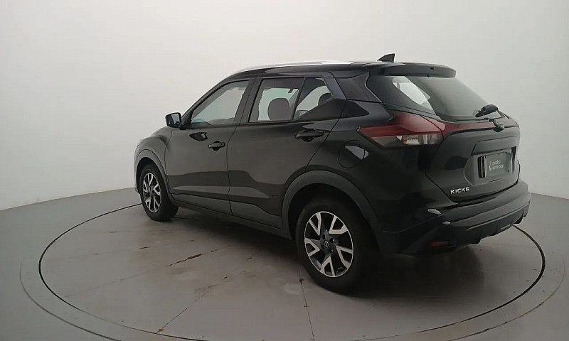 Nissan Kicks Sense 1...