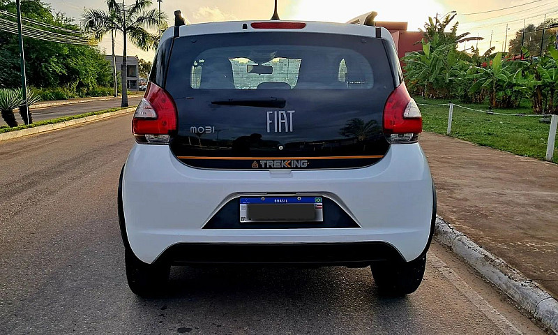 Fiat Mobi Trekking 1...