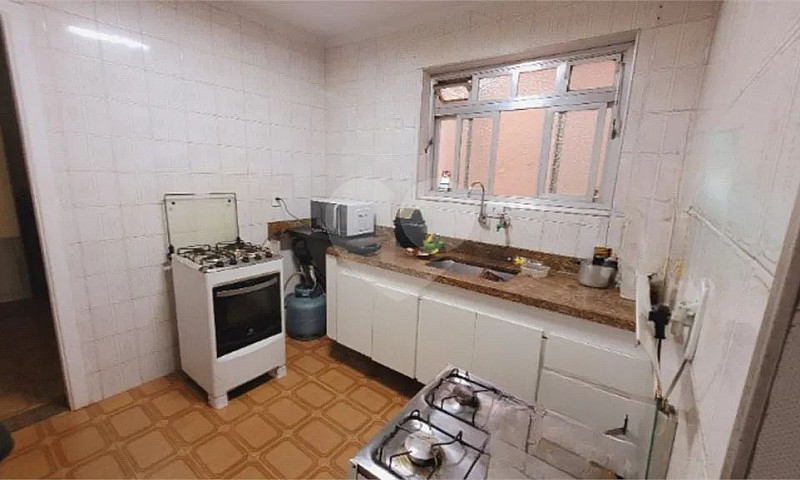 Casa À Venda Com 2 Q...