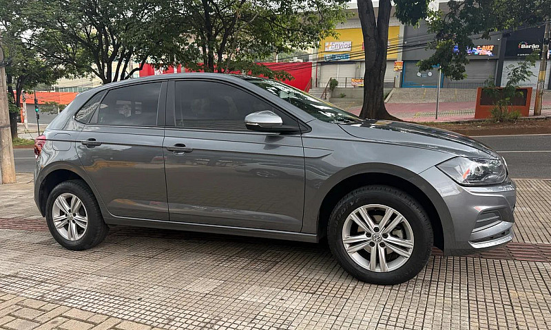Volkswagen Polo 1.6 ...