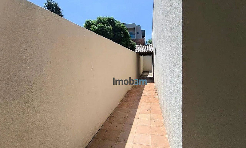 Casa Com 2 Dormitóri...