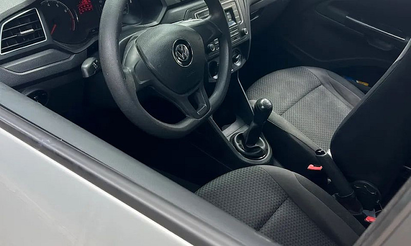 Volkswagen Voyage Tr...
