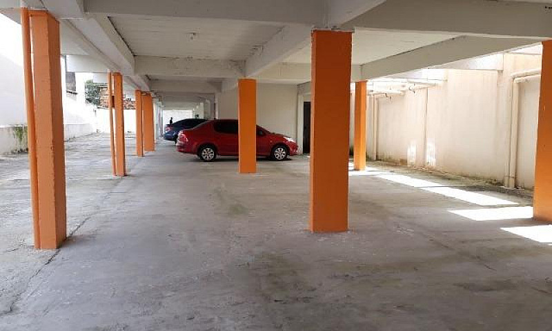 Aluga-Se Apartamento...
