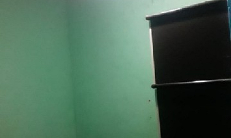 Aluga-Se Ou Vende-Se...