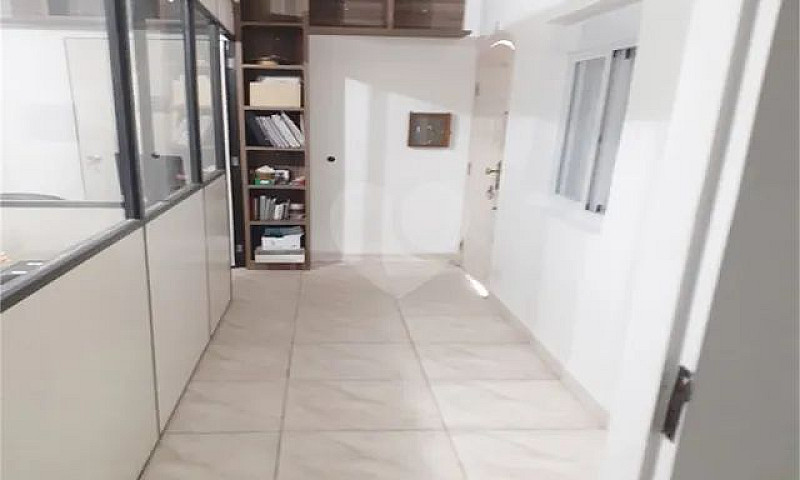 Casa Com 2 Quartos À...