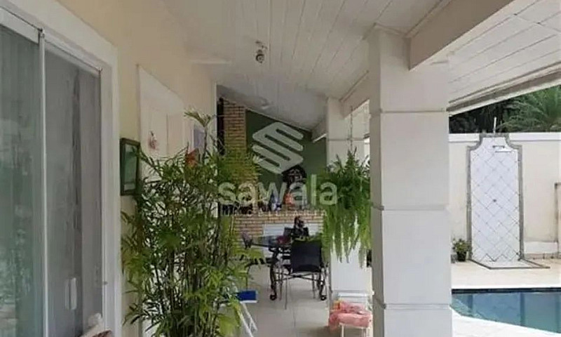 Casa À Venda Com 264...