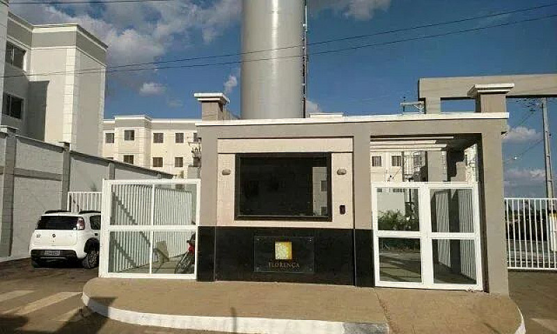 Apartamento 2/4  Alu...