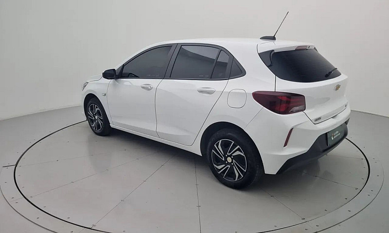 Chevrolet Onix Hatch...