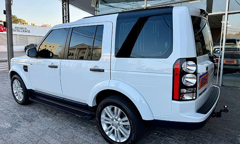 Land Rover Discovery...