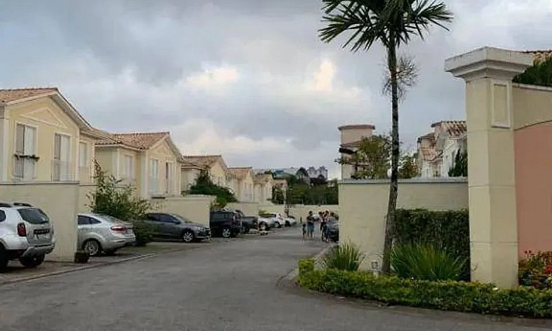 Sobrado Com 3 Dormit...