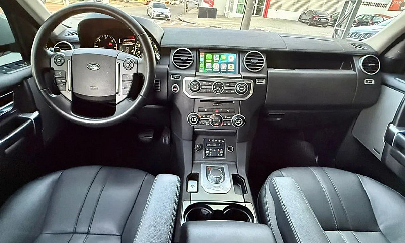 Land Rover Discovery...
