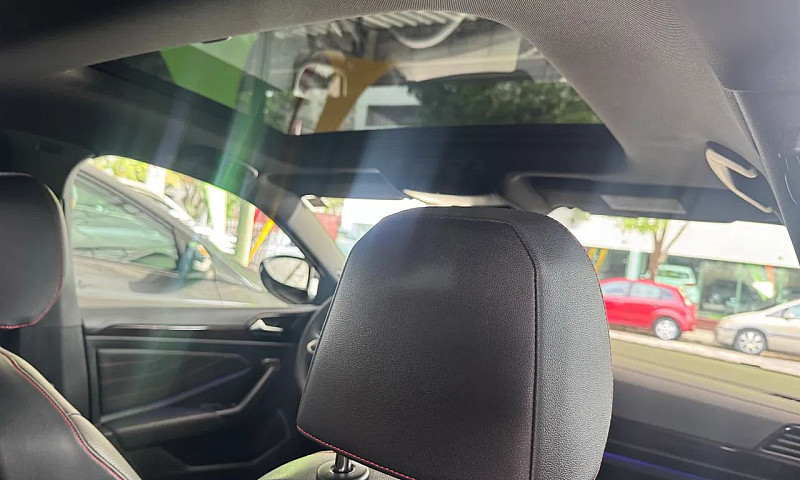 Volkswagen Jetta Gli...