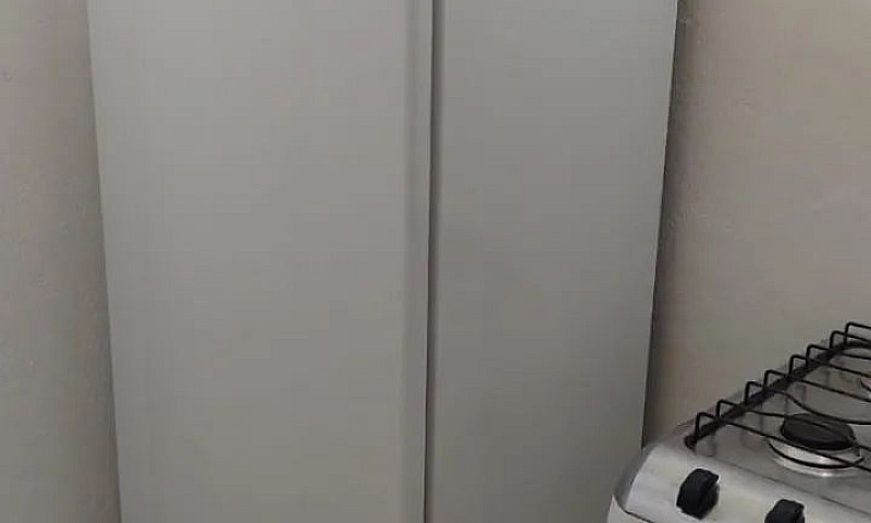 Aluga-Se Casa Mobili...