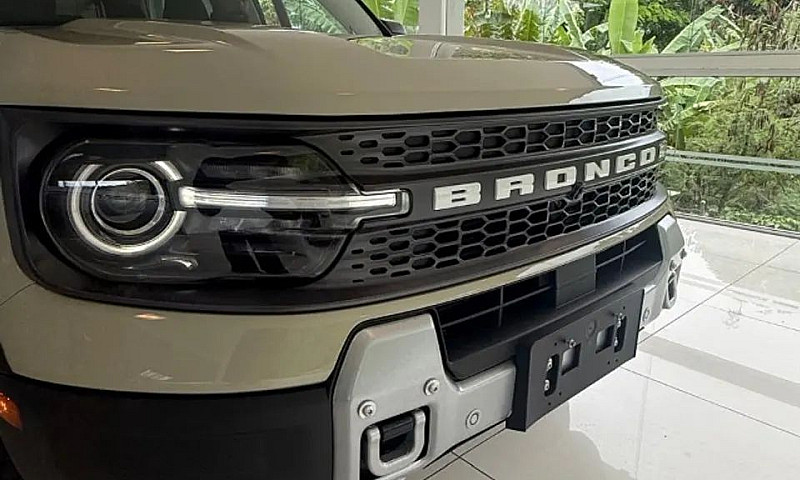 Ford Bronco Sport Ba...