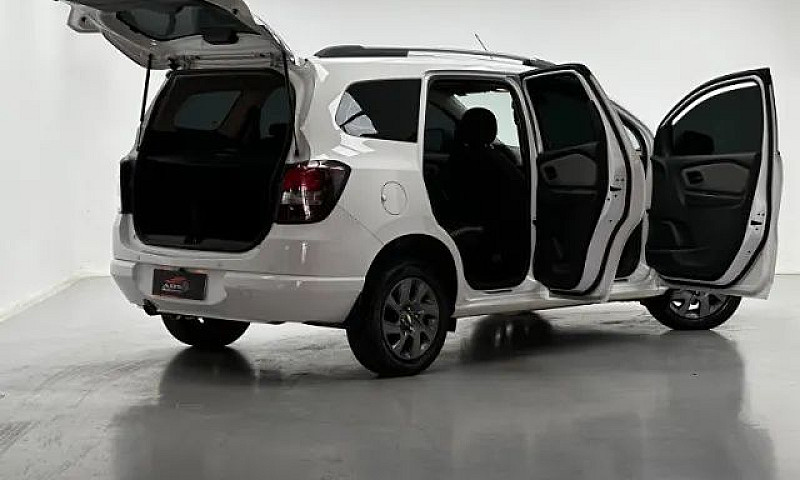 Chevrolet Spin Advan...