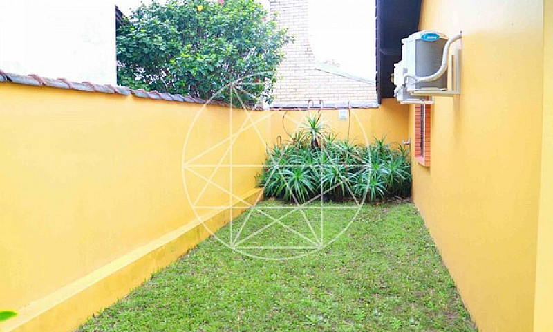 Casa Em Noiva Do Mar...