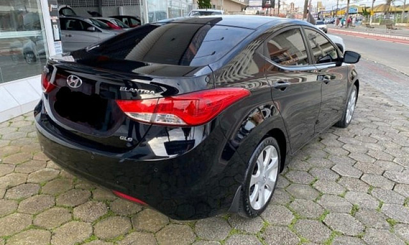 Elantra 1.8 16 2012...