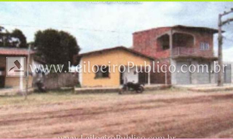 Monção (Ma): Casa Xu...