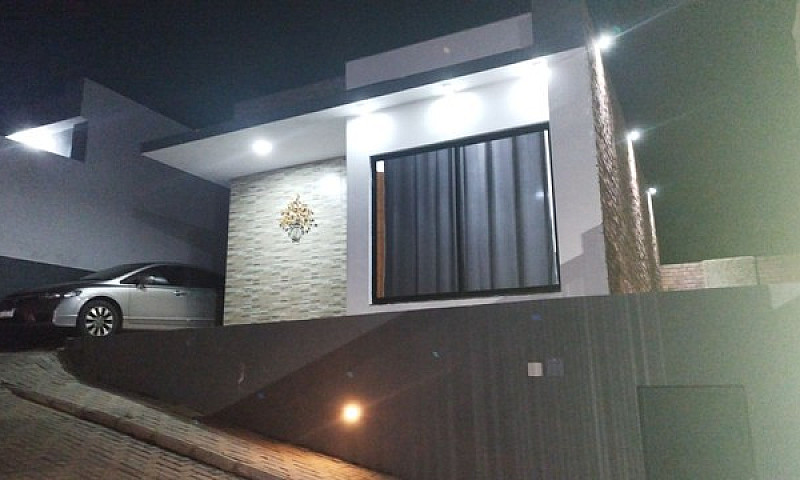 Linda Casa Em Condom...