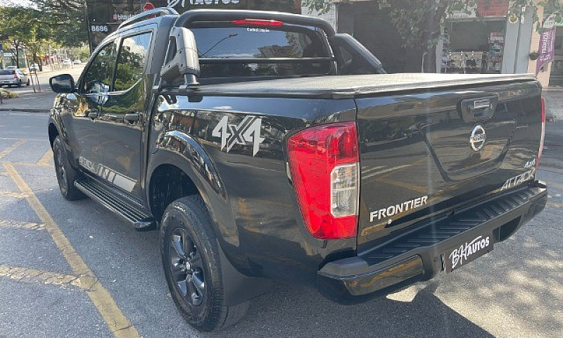 Nissan Frontier Atta...