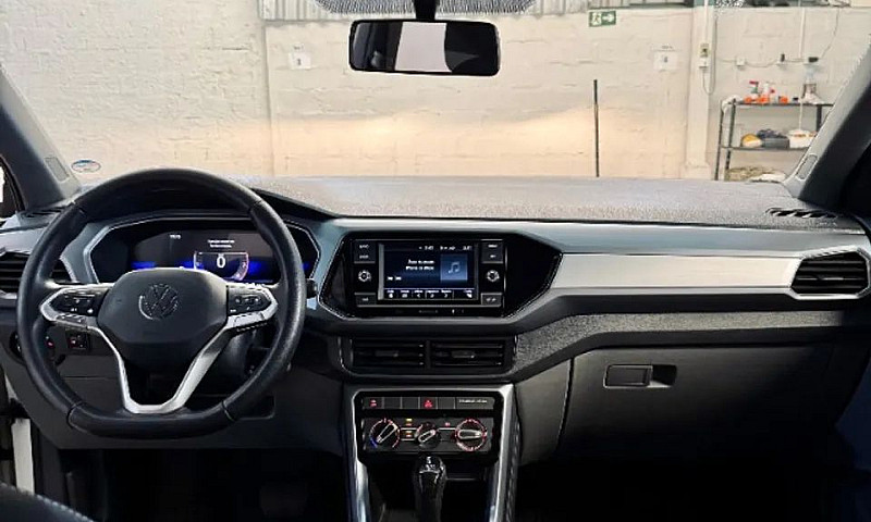 Volkswagen T-Cross 1...